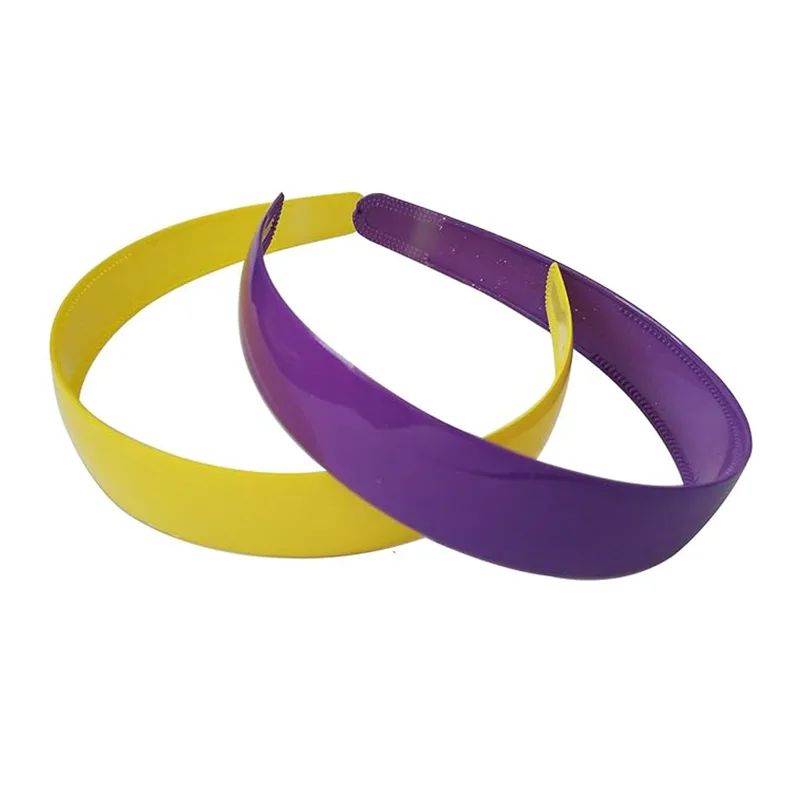 Hoe kan een plastic hoofdband voor dames in effen kleur de dagelijkse stijl naar een hoger niveau tillen met moeiteloze elegantie